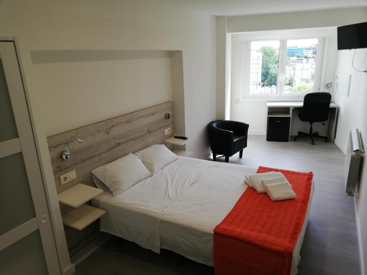 Pension La Intermodal Saint-Jacques-de-Compostelle Extérieur photo